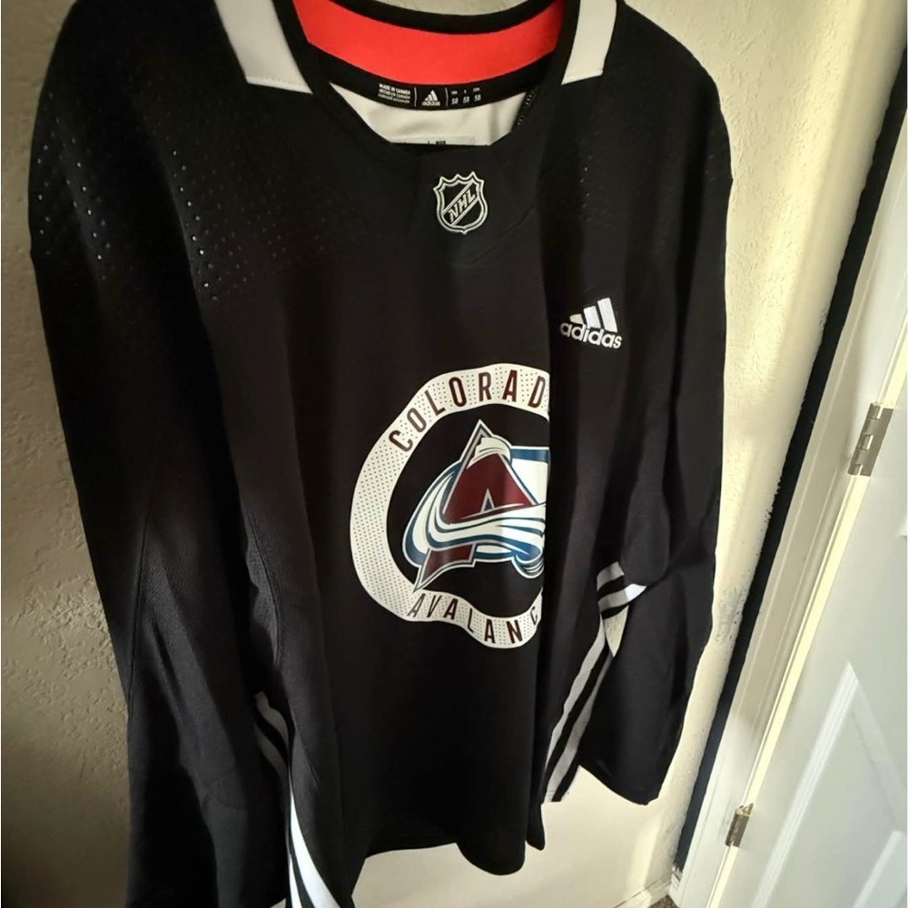 Adidas Colorado Avalanche Practice Hockey Jersey MiC Size 58